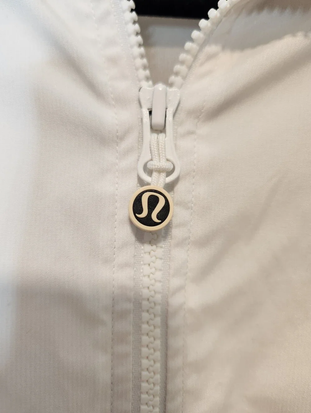 Lululemon White Seek The Peak Jacket Size 8 - Picture 8 of 12